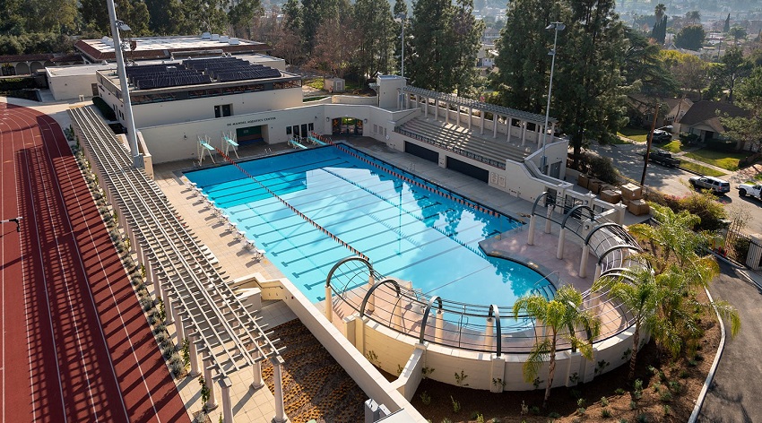 De Mandel Aquatics Center